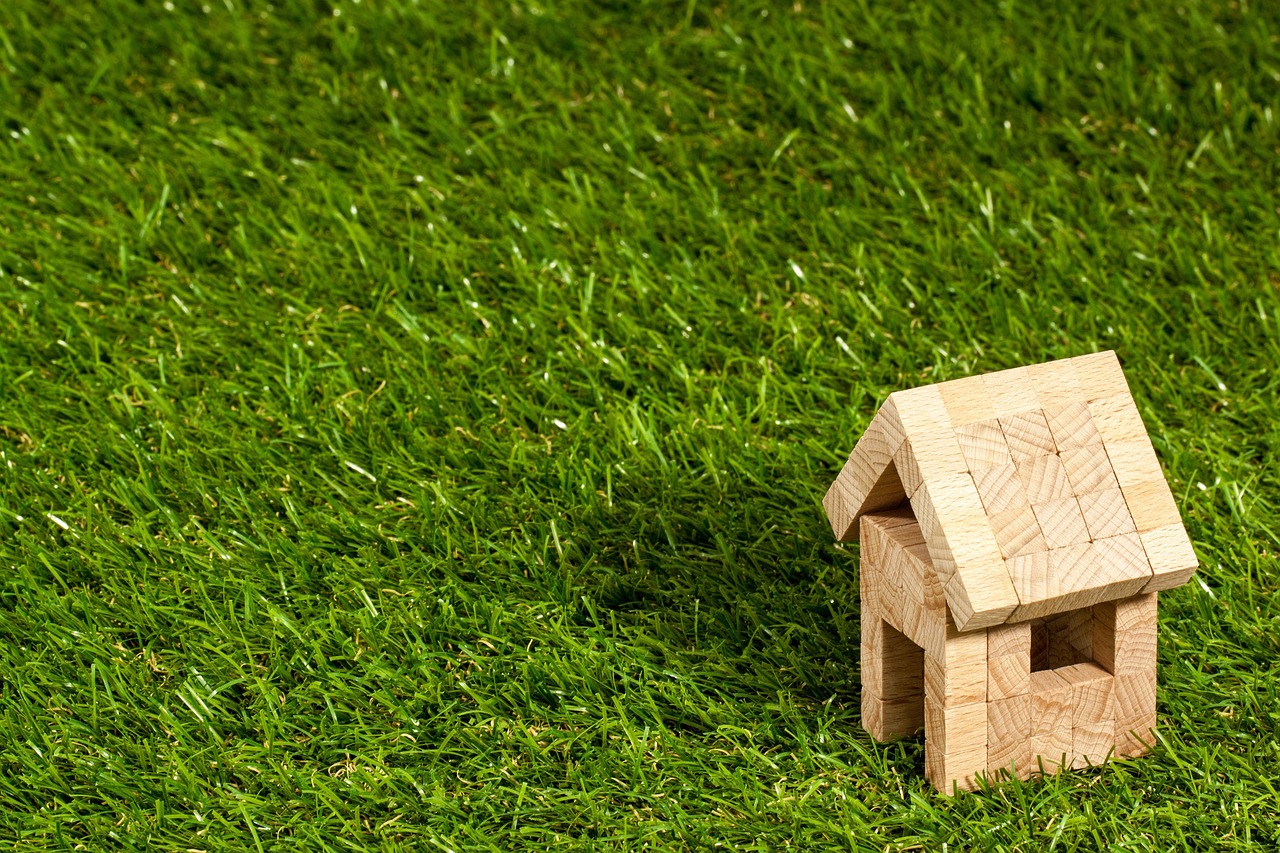 découvrez comment optimiser la fiscalité de vos biens immobiliers grâce à des stratégies efficaces pour réduire vos impôts et améliorer la rentabilité de vos investissements immobiliers.